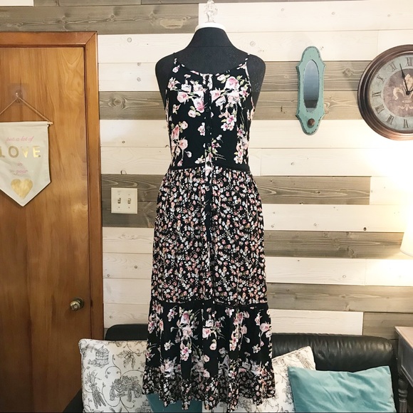 Band of Gypsies Dresses & Skirts - Band of Gypsies ⚜️ Head to Toe Floral Tiered Maxi Dress